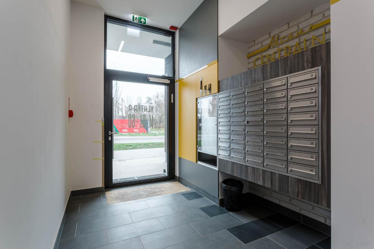 Chill Apartments Ursus Warsaw Luaran gambar